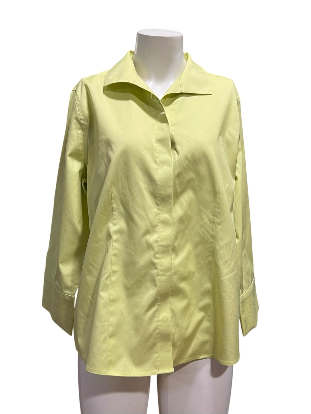 Chico’s lime green/chartreuse collared blouse, notched cuffs. Hidden buttons med